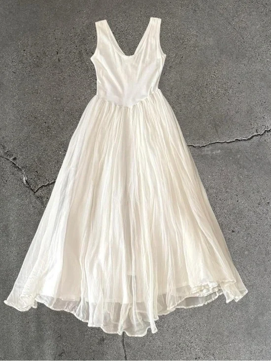 Vintage Ethereal White V-Neck Maxi Fairy Dress - Picture 6 of 7